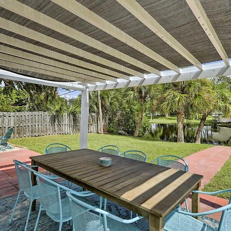 Merritt Island Home Fire Pit And Canal Access! Exterior foto